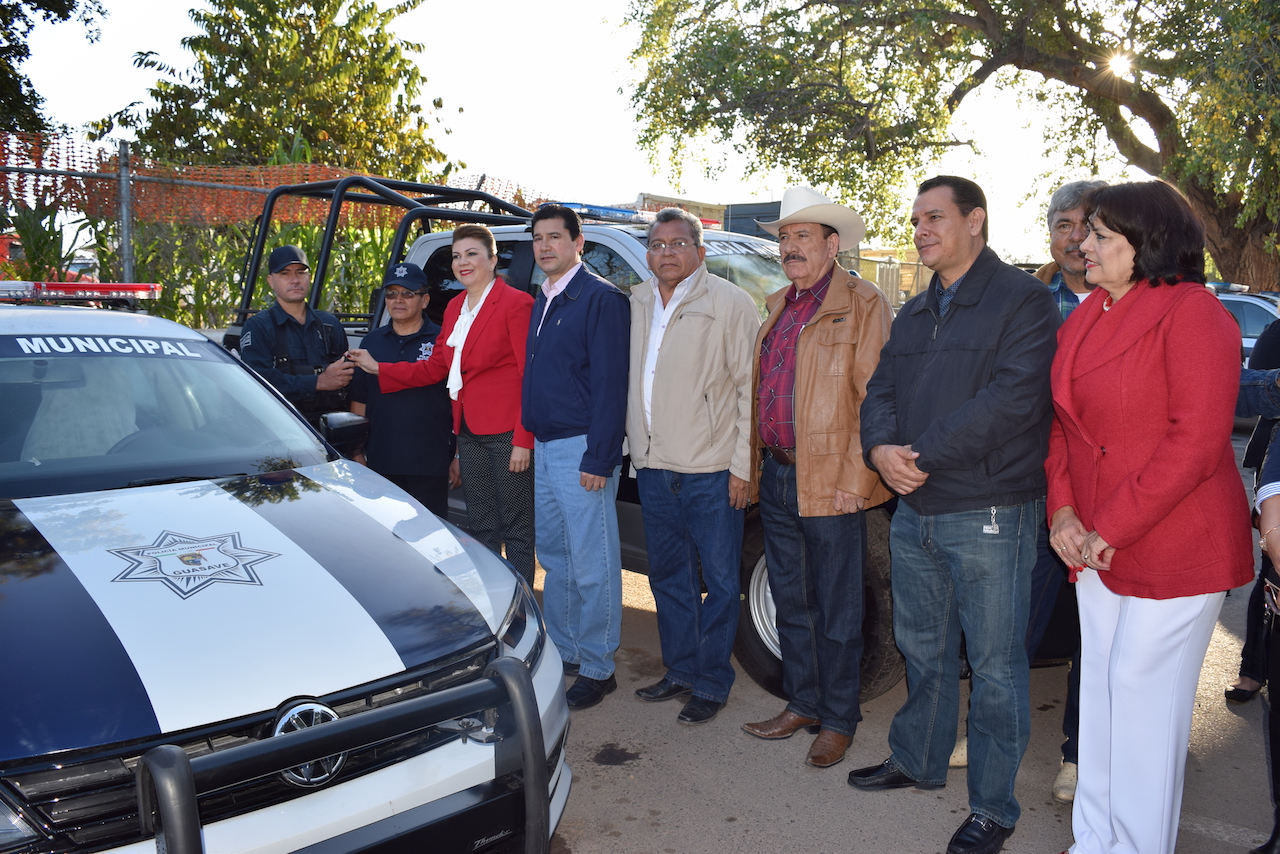 Entrega La Alcaldesa Diana Armenta Patrullas A La Municipal Guasave