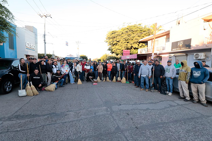 En tres sábados han recolectado 15 toneladas de basura en el Centro