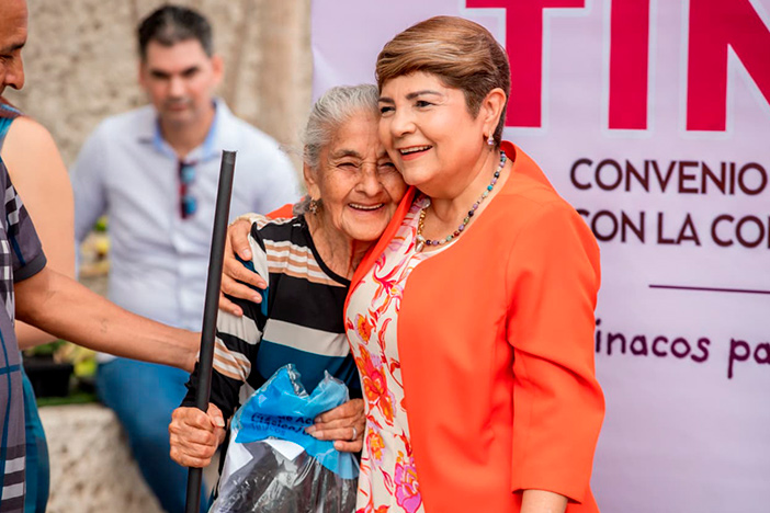 El Ayuntamiento de Guasave entrega tinacos subsidiados a 20 familias
