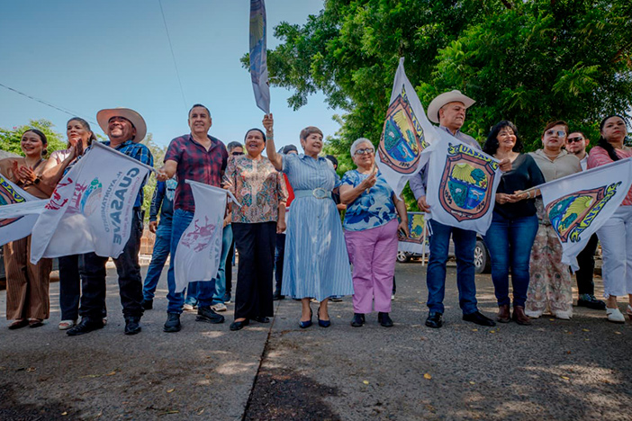 “Somos valientes y responsables como gobierno”, alcaldesa pone en marcha reposición de pavimento y rehabilitación de agua, drenaje y colector de la calle Santos Degollado