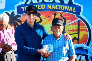 Con gran éxito se celebró el Torneo de Dominó Playero “Las Glorias 2026”, consolidándose como una de las actividades más tradicionales y concurridas del evento. 