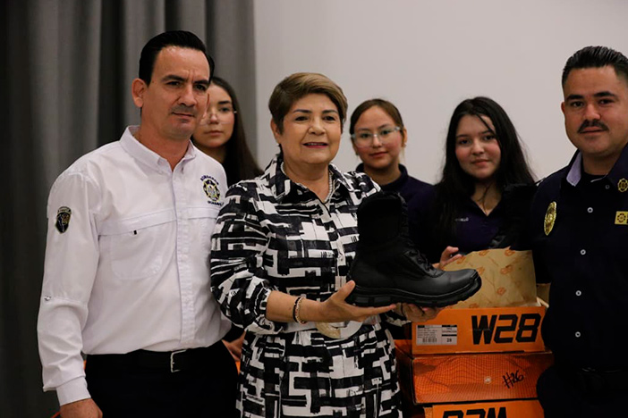 Reconocen labor heroica de Bomberos de Guasave, “son ejemplo de valor y solidaridad”: alcaldesa de Guasave
